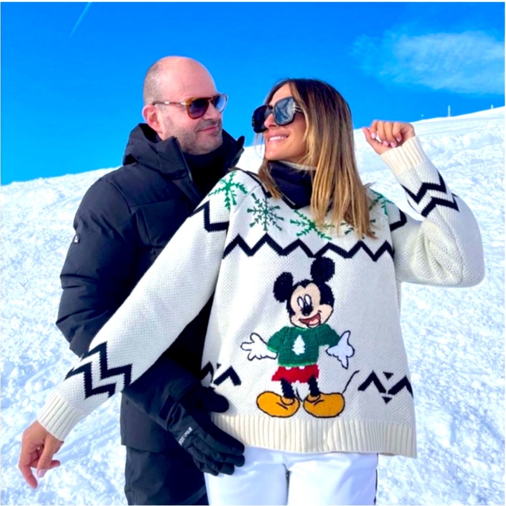 MICKEY MOUSE DISNEY SWEATER LIMITED EDITION